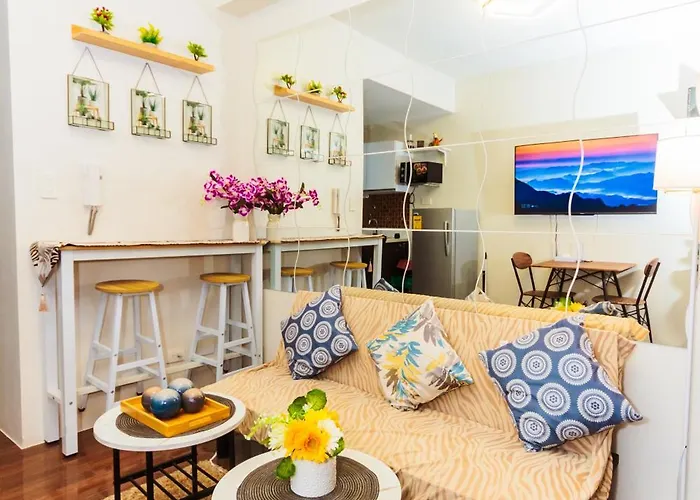 Witty Weekend Retreat Quirk Cozy * Manila